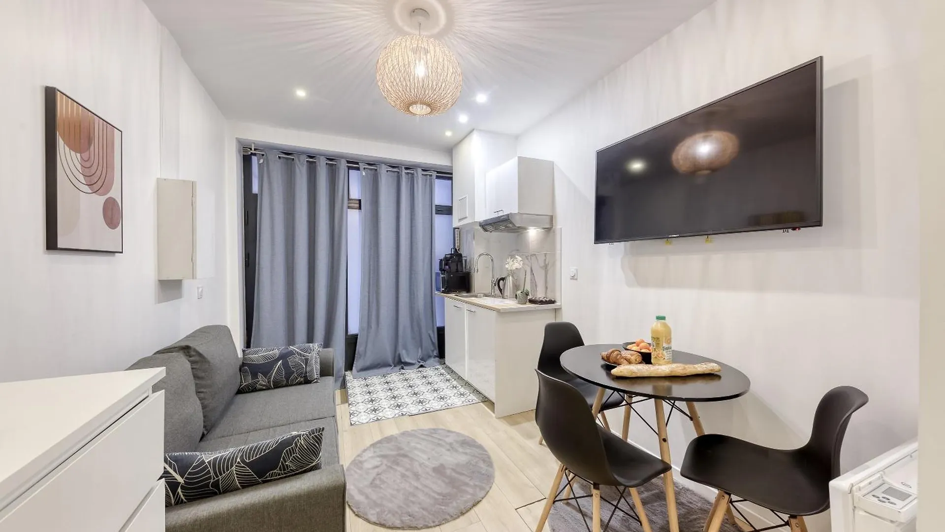 Appartement Studio Parisien Proche Tour Eiffel - 3 Min Metro